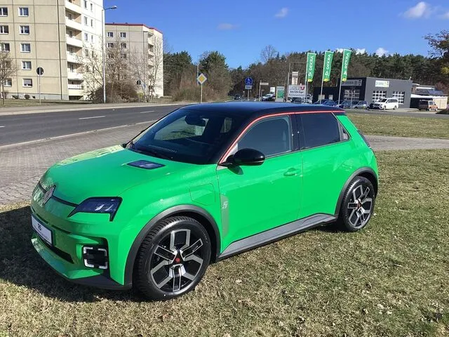 Renault R5 E-Tech elektrisch Techno 120 Urban Range