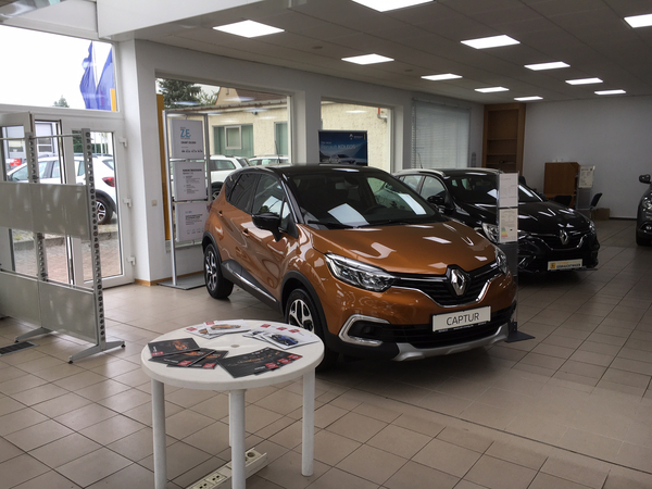 Verkaufsraum des Renault-Betriebs Spremberg